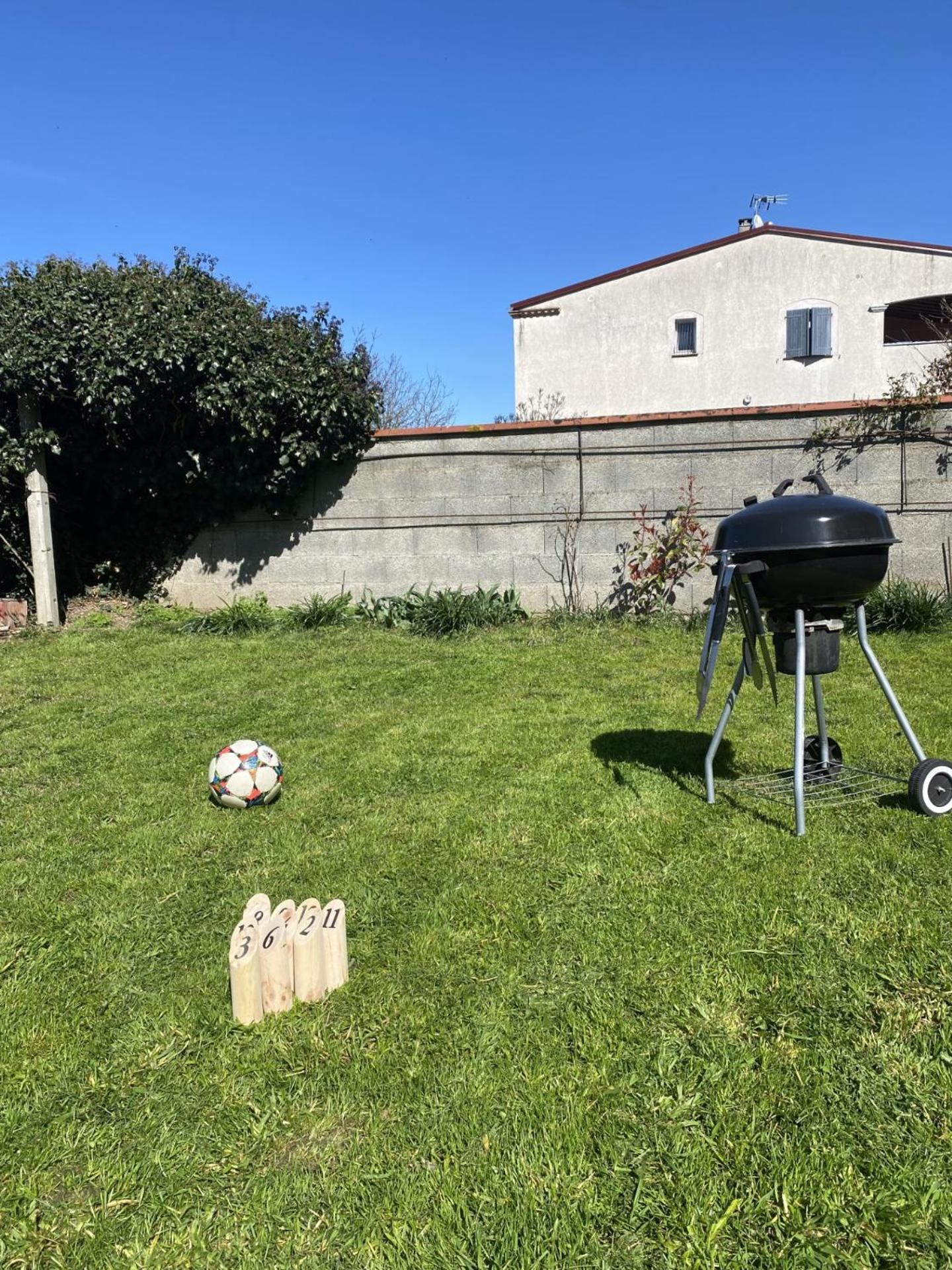 Appartement Tout Equipe 2 Chambres + Jardin Saix  Luaran gambar